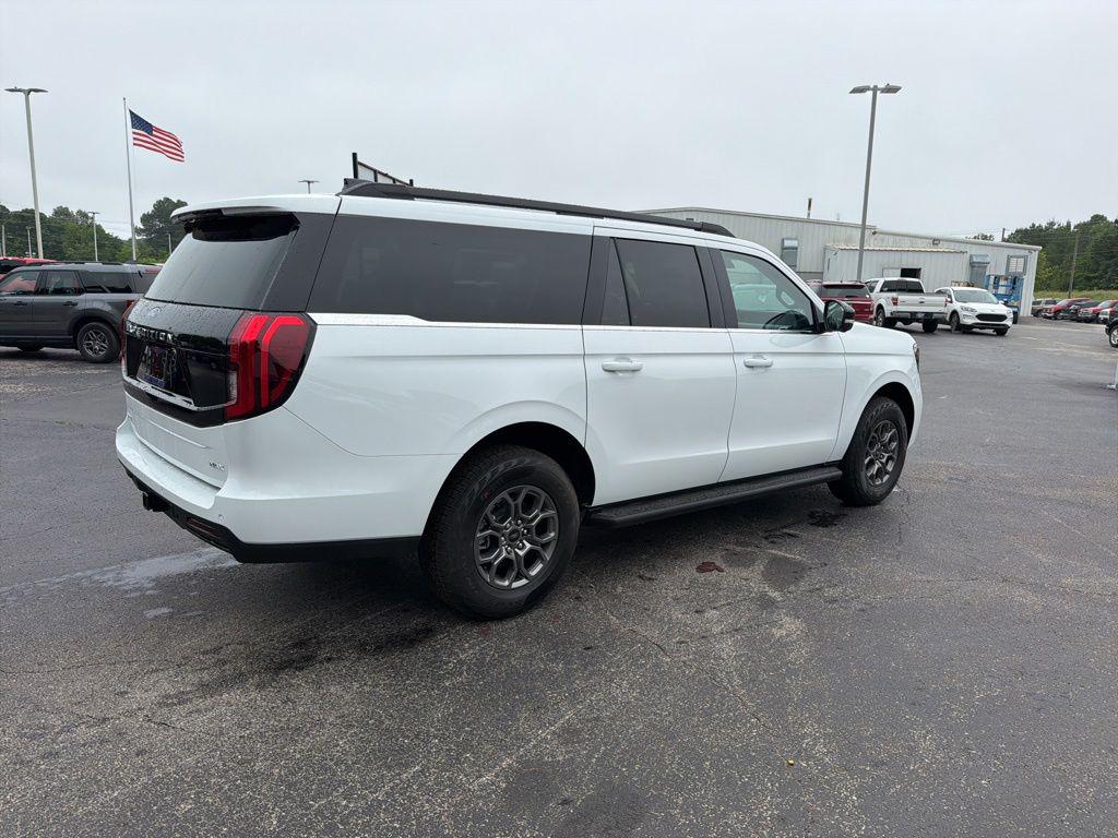 صورة 10 لـ 2026 FORD EXPEDITION MAX ACTIVE 4X2