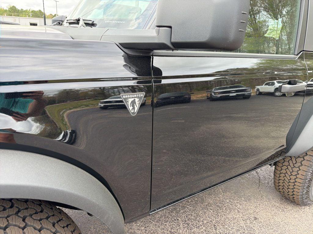 FORD BRONCO BASE - 10