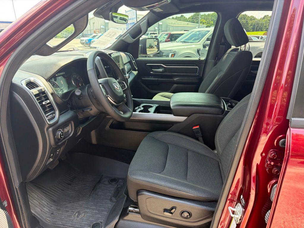 2025 RAM 1500 BIG HORN/LONE STAR 缩略图 16