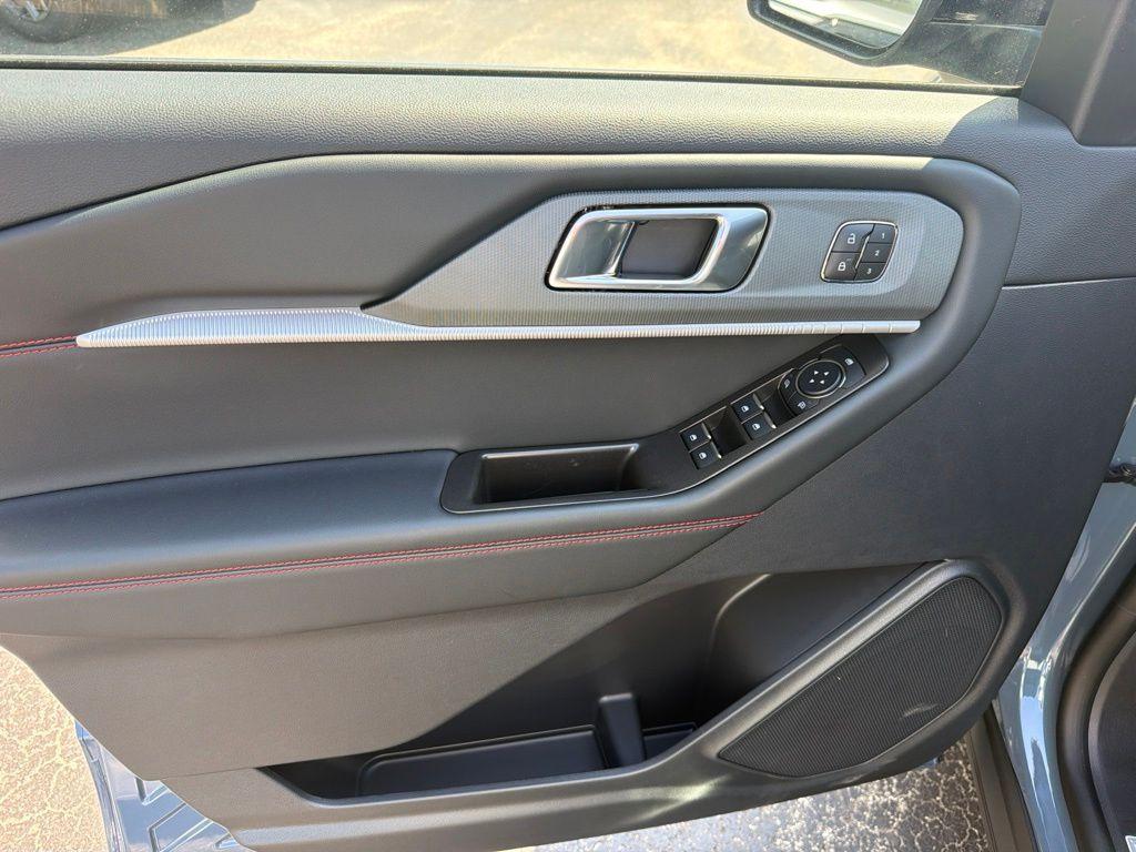 2026 FORD EXPLORER ST-LINE — миниатюра 15