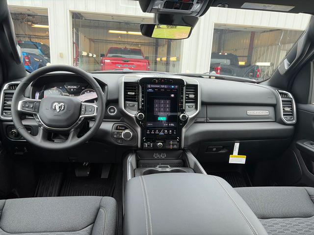 2026 RAM 1500 BIG HORN/LONE STAR thumbnail 12