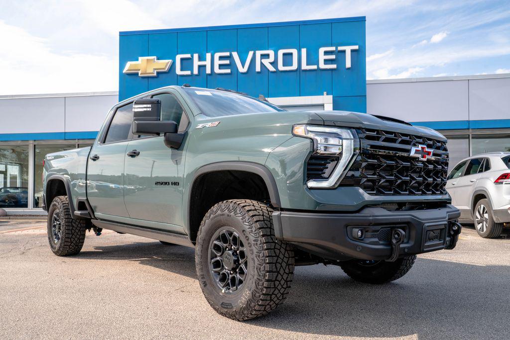 New 2026 Chevrolet Silverado 2500 Crew Cab, Standard Bed, XR2, 4WD