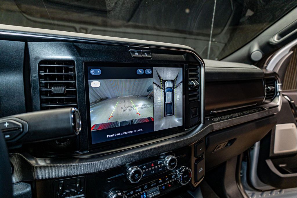 2026 FORD F-350 PLATINUM — миниатюра 18