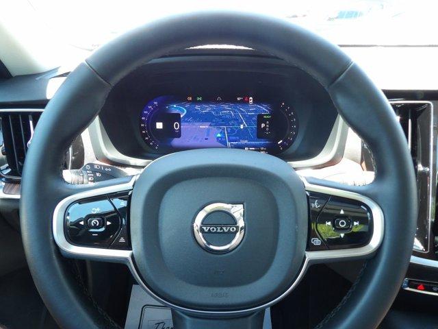 صورة مصغرة 18 لـ 2025 Volvo S60 PLUG-IN HYBRID T8 PLUS
