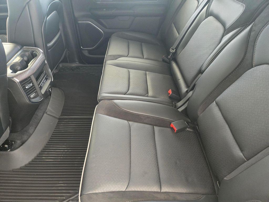 2026 RAM 1500 LARAMIE 照片 5