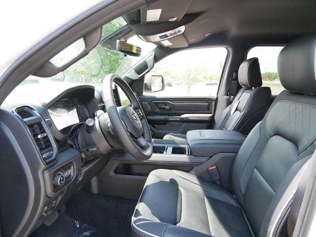صورة 9 لـ 2026 RAM 1500 LIMITED