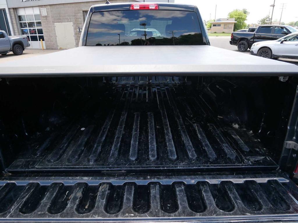 صورة مصغرة 23 لـ 2024 RAM 1500 CLASSIC SLT