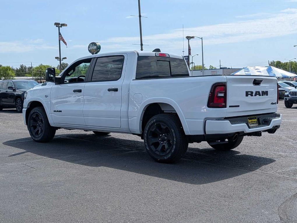 2026 RAM 1500 BIG HORN photo 5