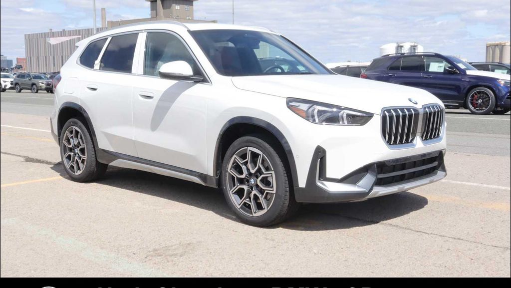 New 2026 BMW X1 xDrive28i