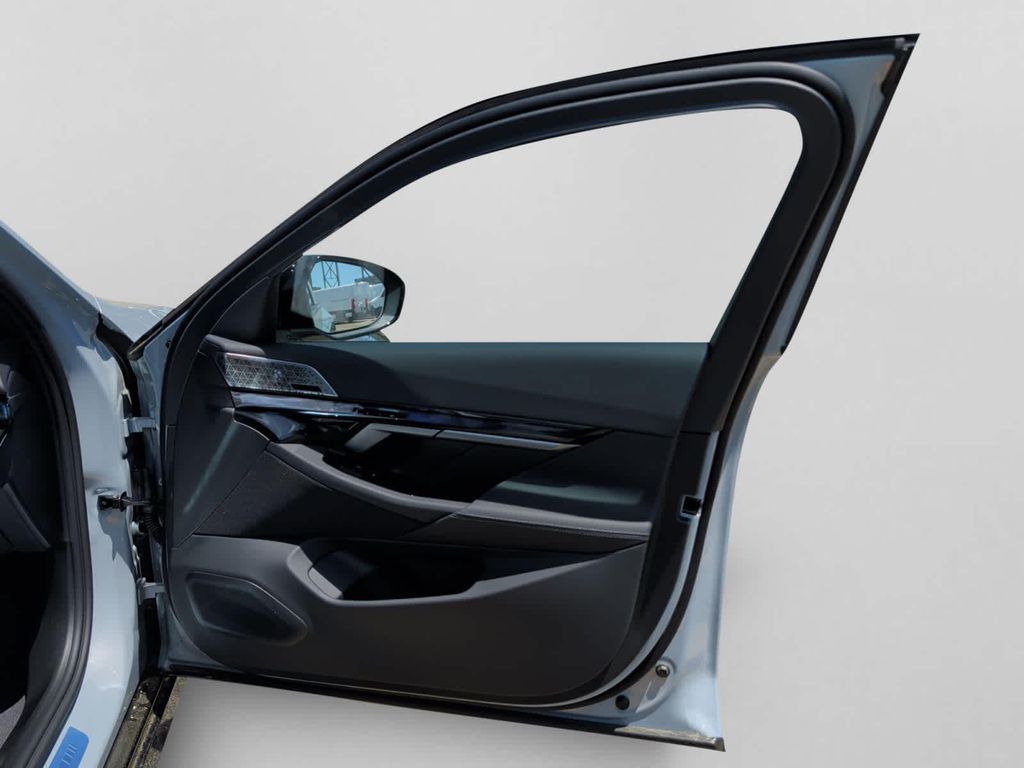 صورة مصغرة 16 لـ 2026 BMW I5 M60