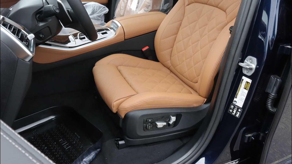 صورة 4 لـ 2026 BMW X5 XDRIVE40I