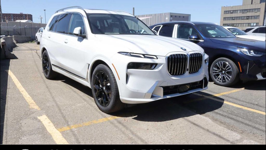 New 2026 BMW X7 xDrive40i