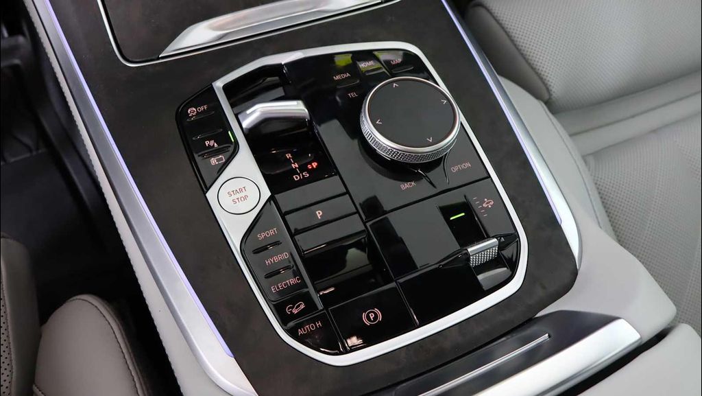 صورة مصغرة 22 لـ 2026 BMW X5 PHEV XDRIVE50E