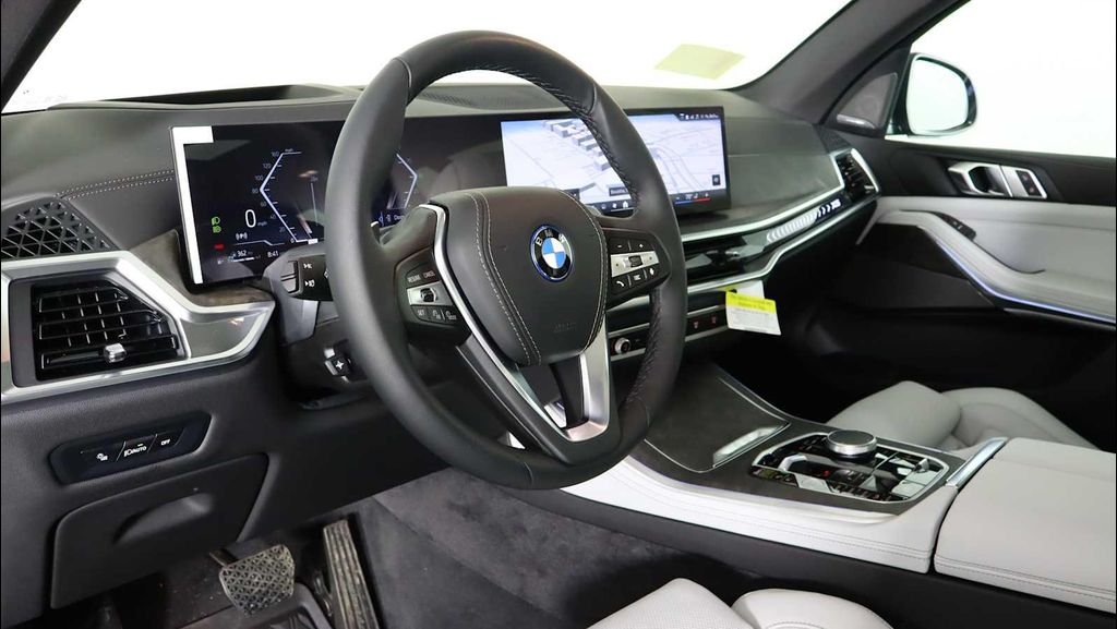 صورة مصغرة 12 لـ 2026 BMW X5 PHEV XDRIVE50E