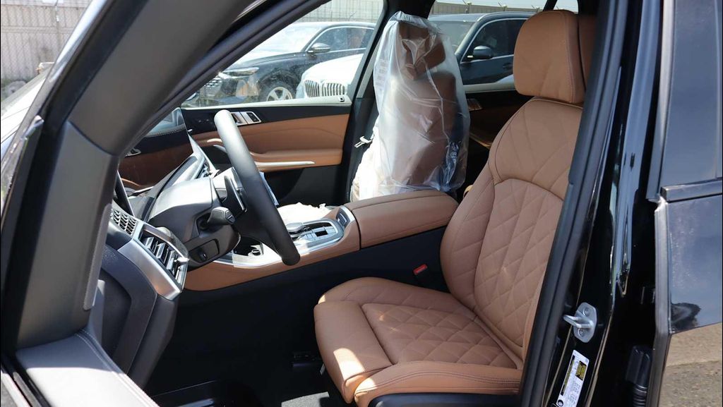 صورة 3 لـ 2026 BMW X5 XDRIVE40I