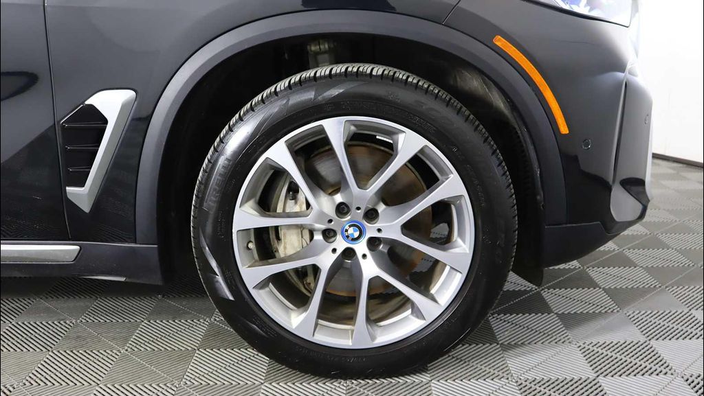 2025 BMW X5 PHEV XDRIVE50E — фото 7