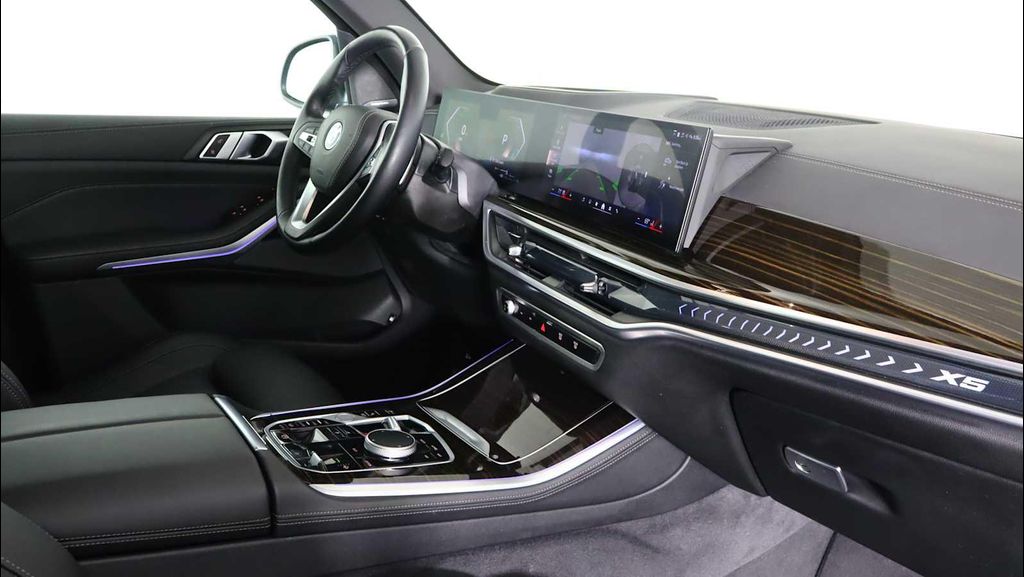 2025 BMW X5 PHEV XDRIVE50E — фото 9