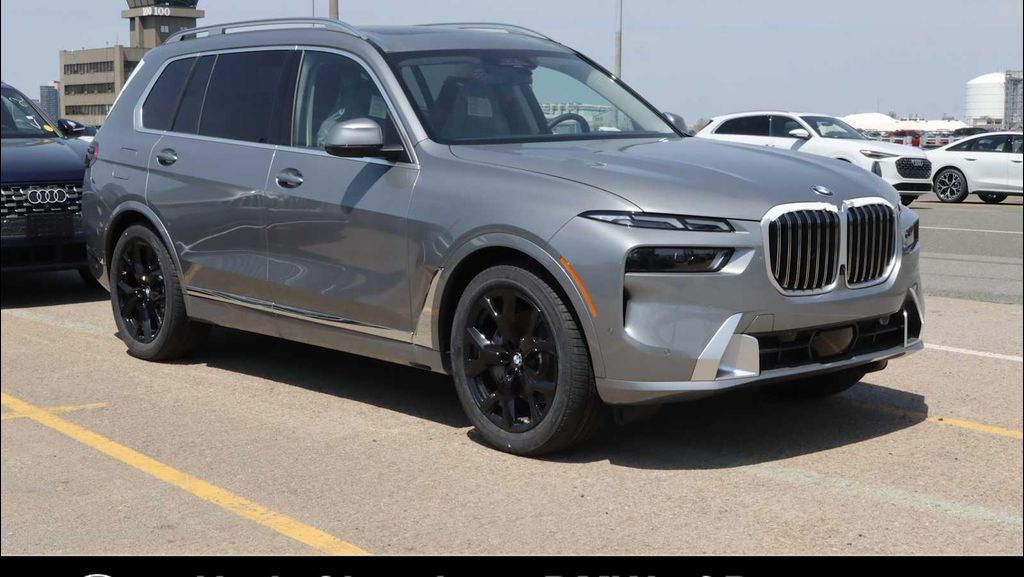 New 2026 BMW X7 xDrive40i