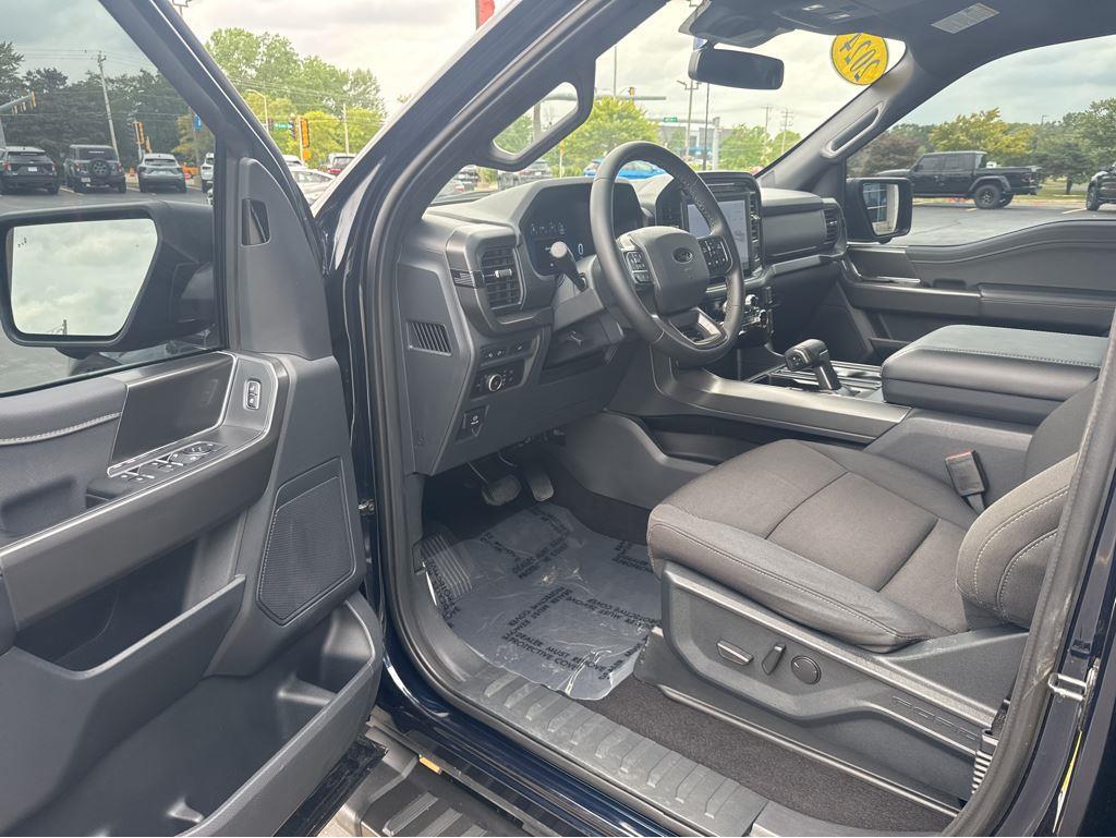 2024 FORD F-150 XLT — миниатюра 17