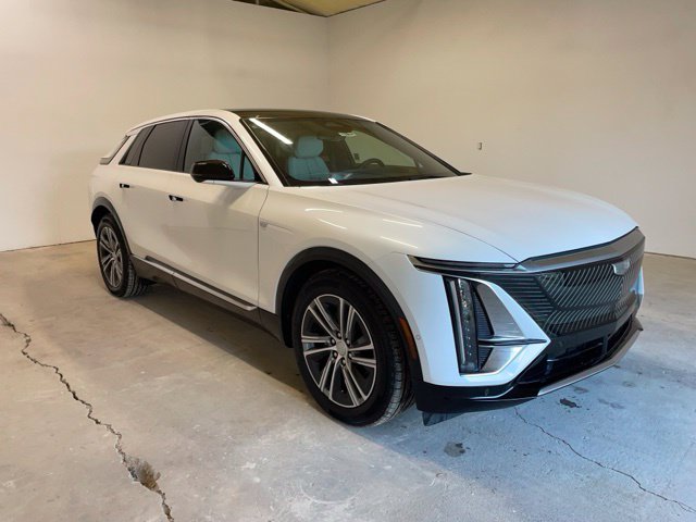 New 2025 Cadillac LYRIQ Luxury
