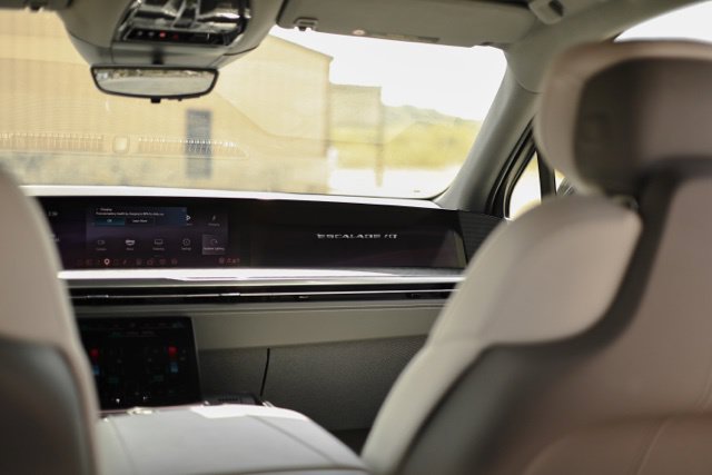 صورة مصغرة 22 لـ 2025 Cadillac ESCALADE IQ SPORT 1