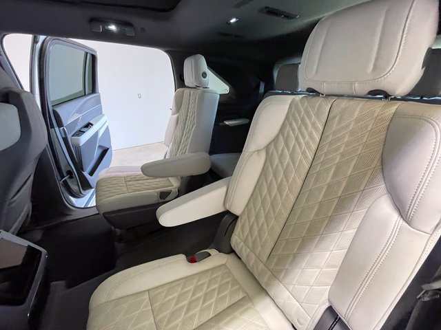 صورة مصغرة 17 لـ 2025 Cadillac ESCALADE IQ SPORT 1