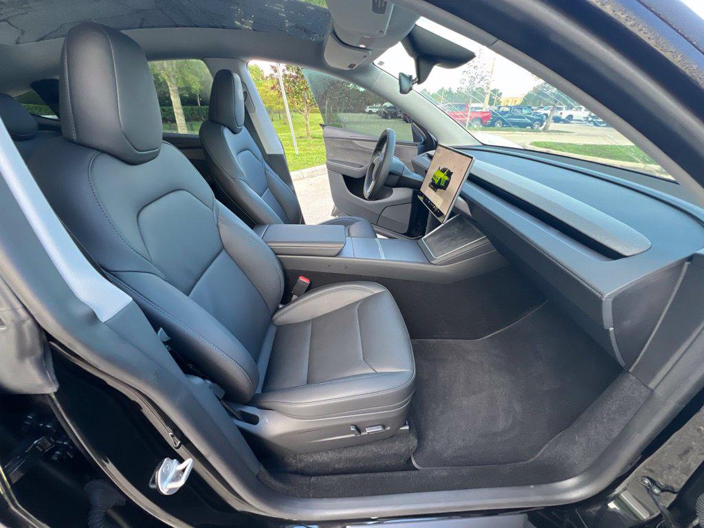 2026 Tesla MODEL Y LONG RANGE LAUNCH SERIES — миниатюра 13