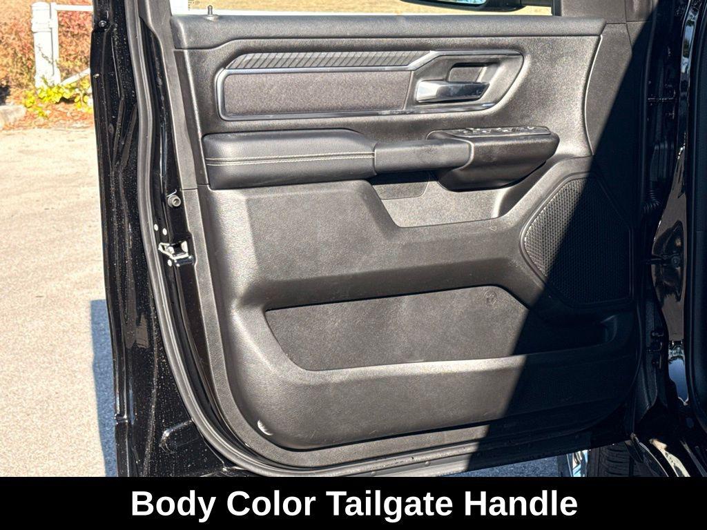 2026 RAM 1500 BIG HORN/LONE STAR thumbnail 29