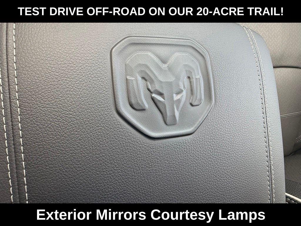 صورة مصغرة 17 لـ 2026 RAM 2500 LARAMIE CREW CAB 4X4 6'4' BOX