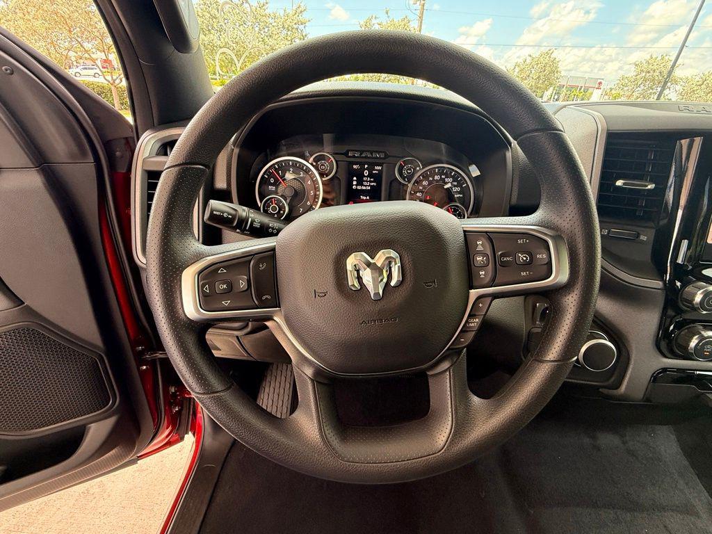 2026 RAM 1500 TRADESMAN thumbnail 21