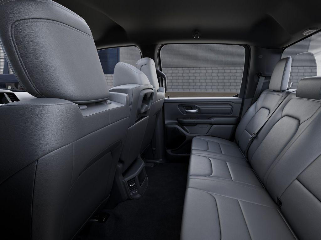 صورة مصغرة 24 لـ 2026 RAM 1500 TRADESMAN