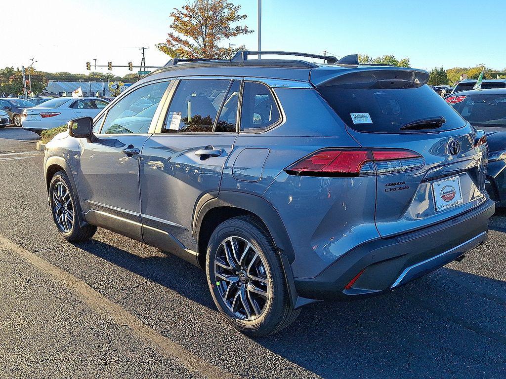 TOYOTA COROLLA CROSS - 3