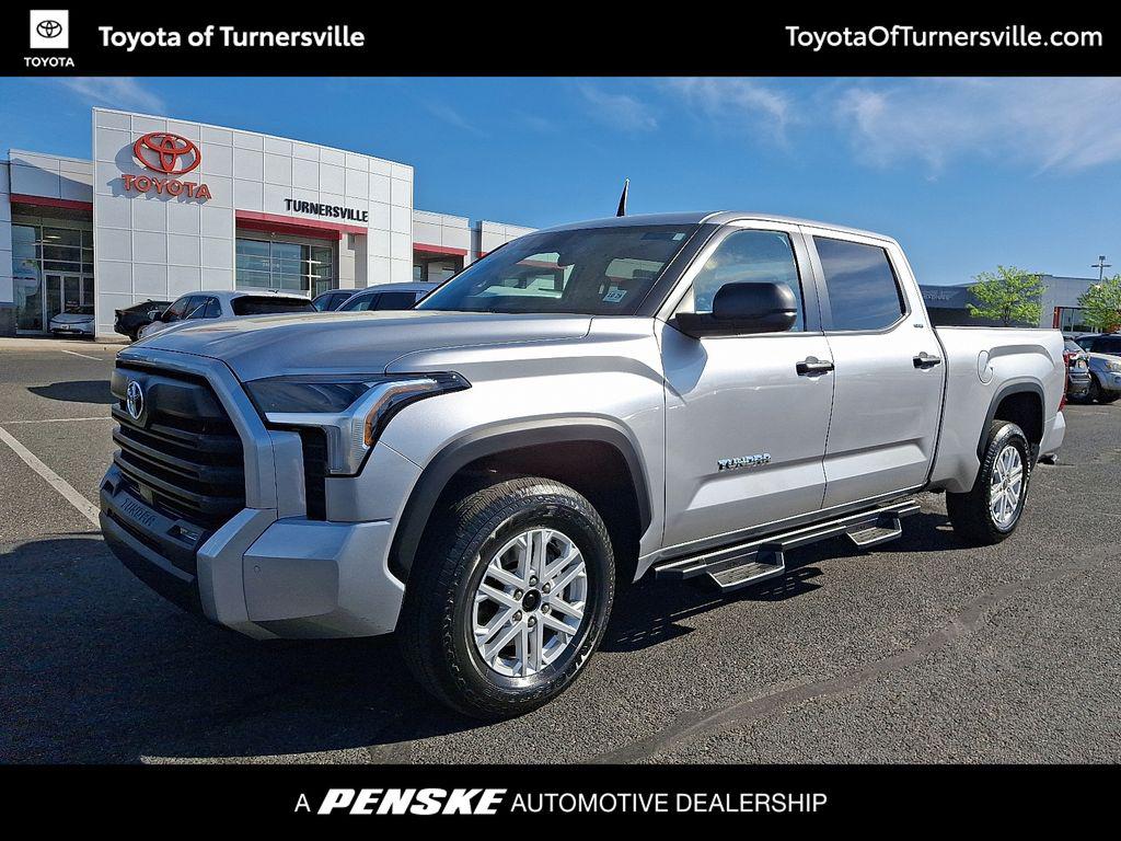 TOYOTA TUNDRA - 1