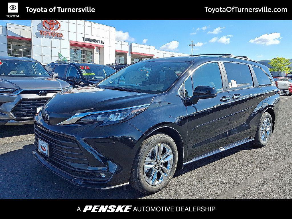 New 2026 Toyota Sienna XLE