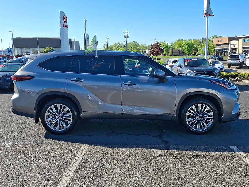 TOYOTA HIGHLANDER - 7