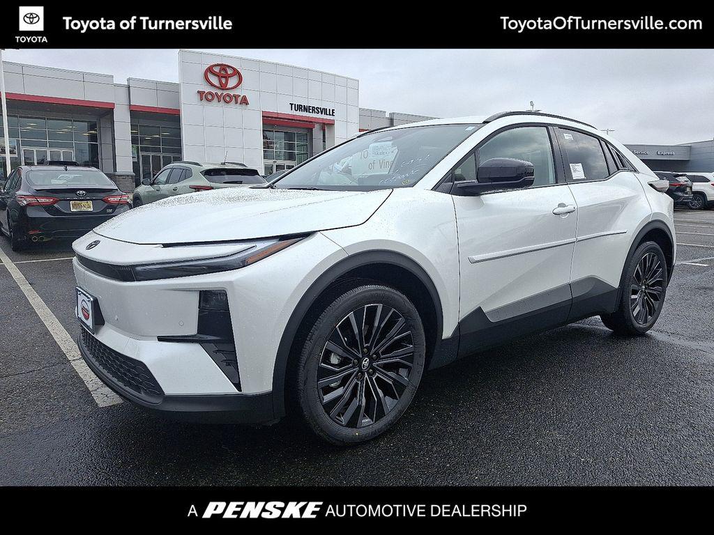 New 2026 Toyota C-HR XSE