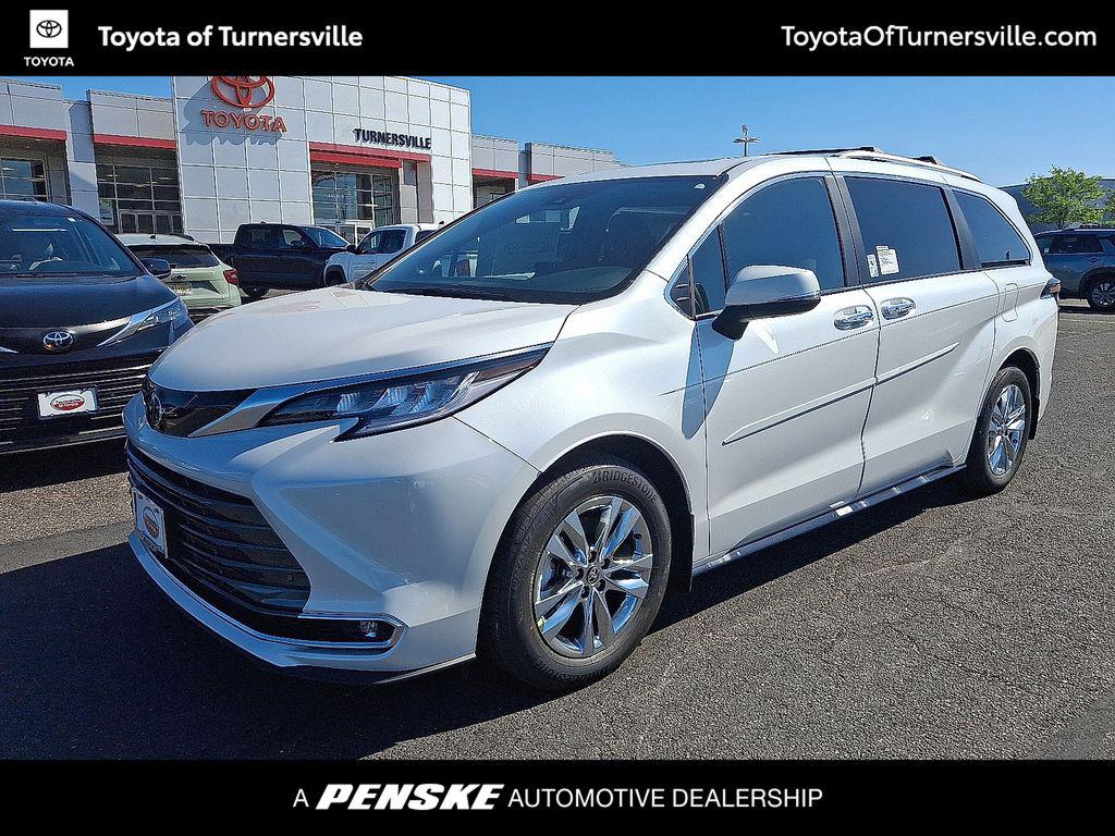New 2026 Toyota Sienna Limited