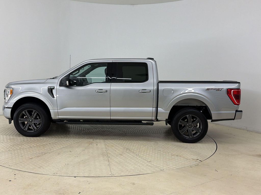 2023 FORD F-150 XLT — фото 2