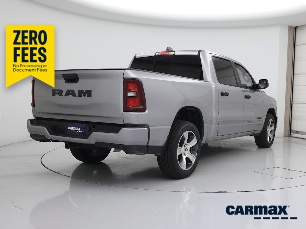 صورة 10 لـ 2025 RAM 1500 TRADESMAN