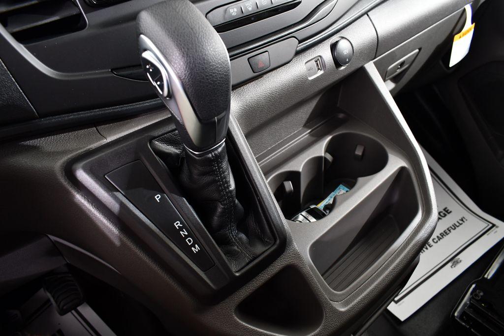 صورة مصغرة 30 لـ 2026 FORD TRANSIT-350 148 WB MEDIUM ROOF CARGO