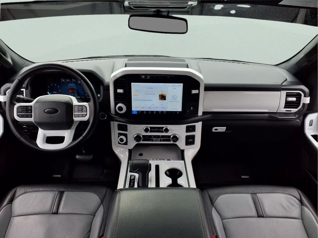 صورة مصغرة 12 لـ 2024 FORD F-150 XLT