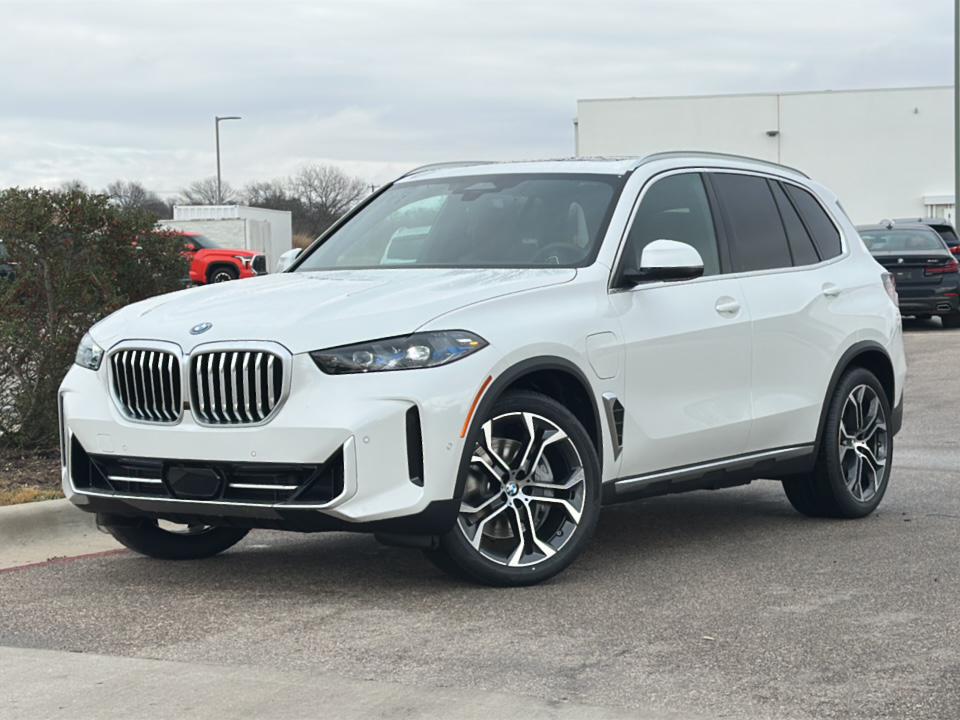 New 2026 BMW X5 PHEV xDrive50e
