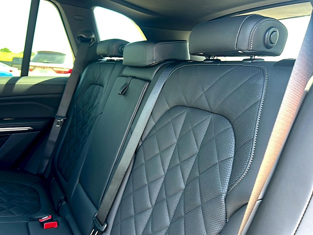 2026 BMW X5 SDRIVE40I — миниатюра 17