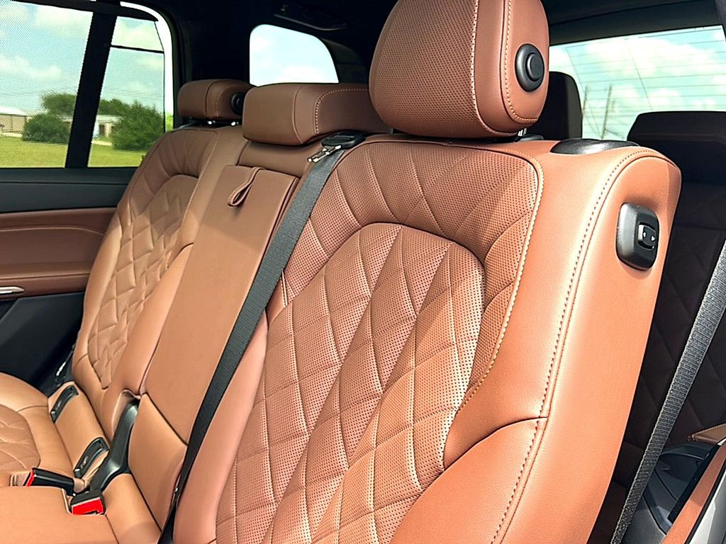 2027 BMW X7 XDRIVE40I 缩略图 17
