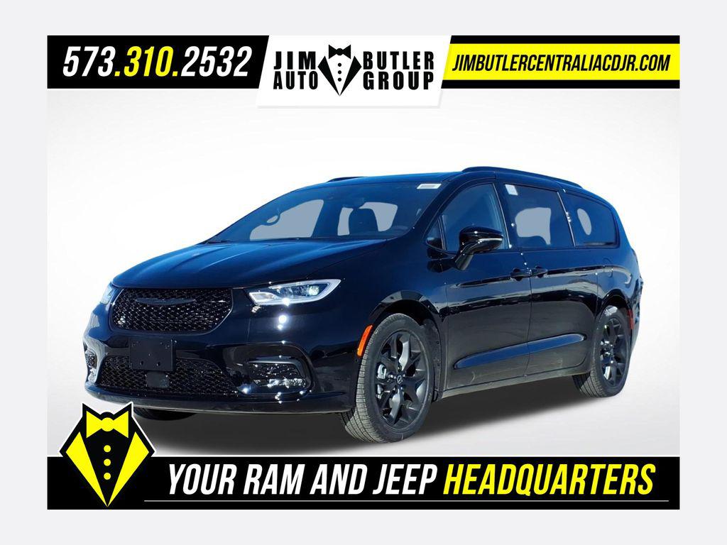 New 2026 Chrysler Pacifica Limited