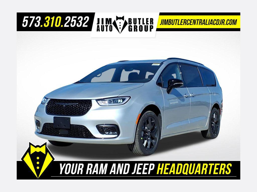 New 2026 Chrysler Pacifica Limited
