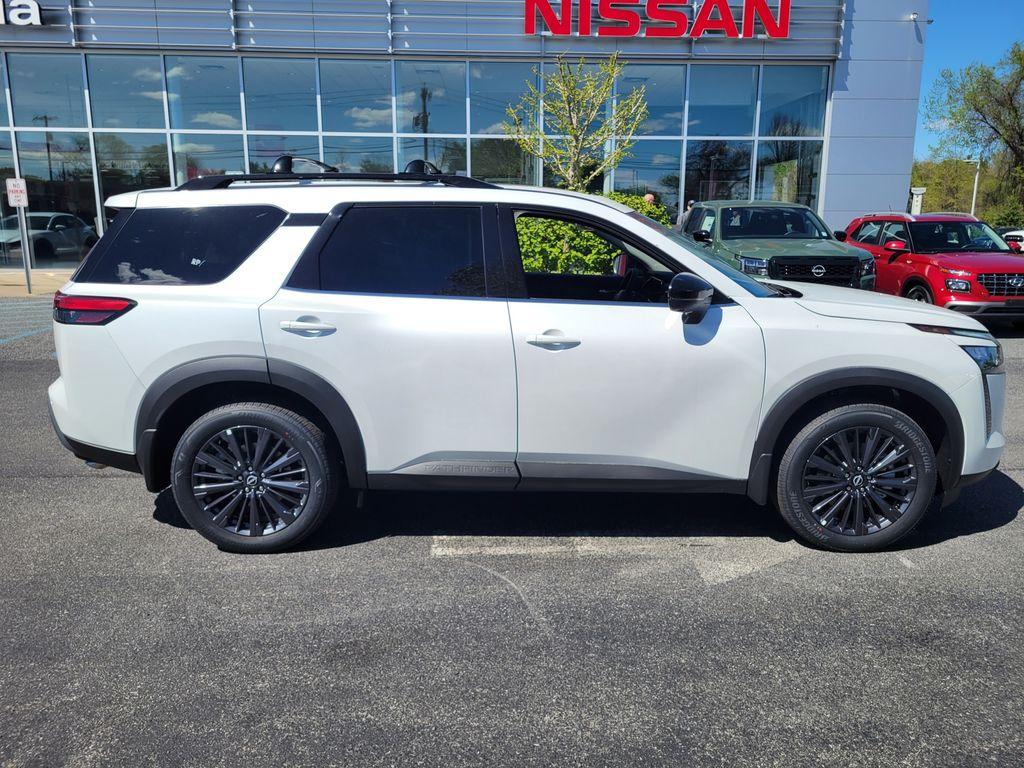 New 2026 Nissan Pathfinder SL