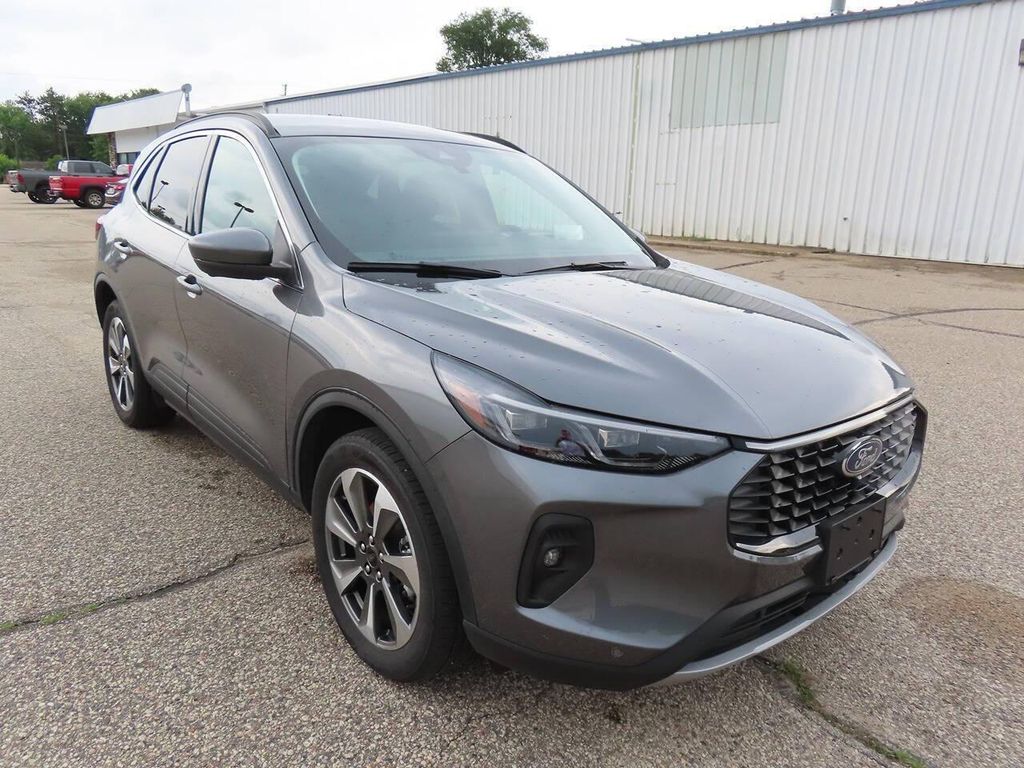 صورة مصغرة 3 لـ 2025 FORD ESCAPE PLATINUM