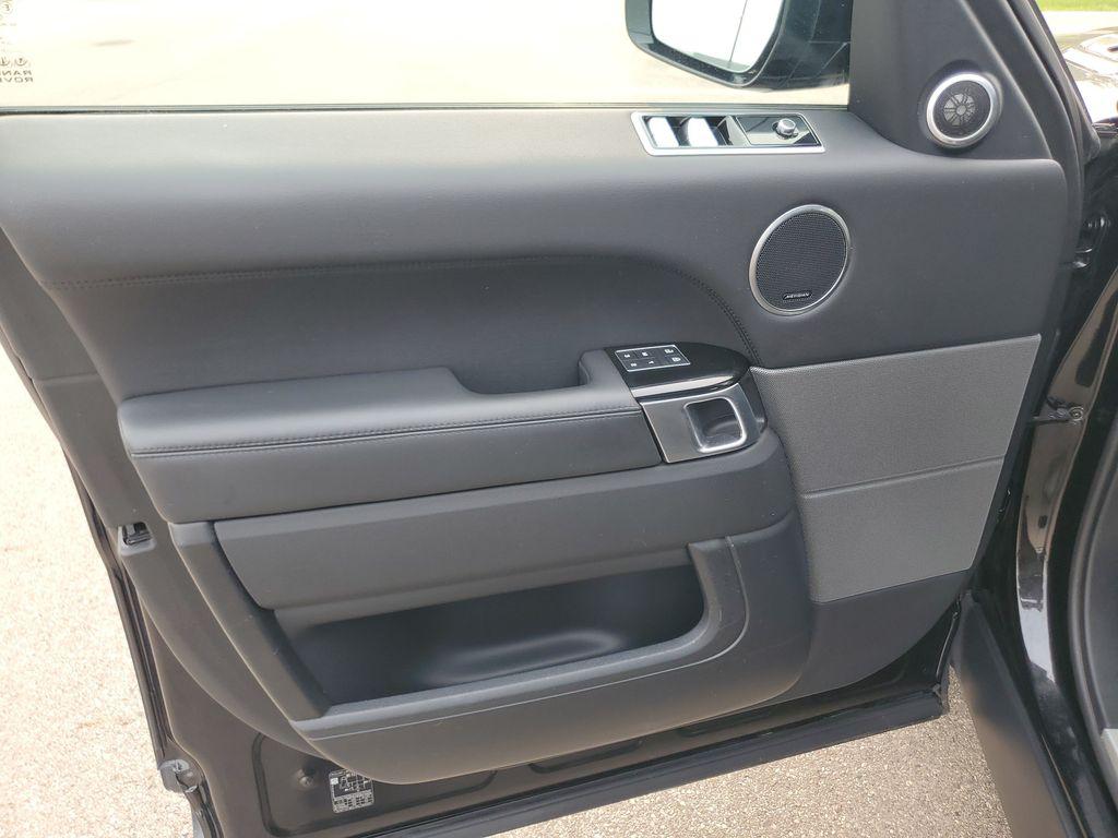 2021 LAND Rover RANGE ROVER SPORT HSE SILVER EDITION photo 8