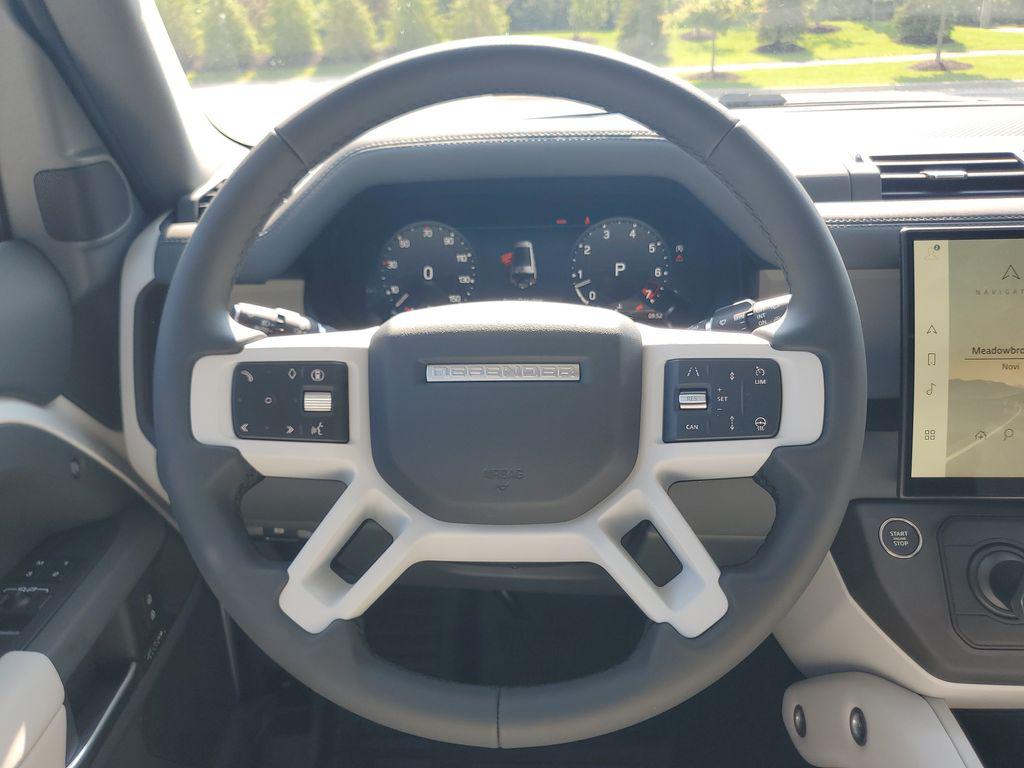 2026 LAND Rover DEFENDER P400 X-DYNAMIC SE thumbnail 28